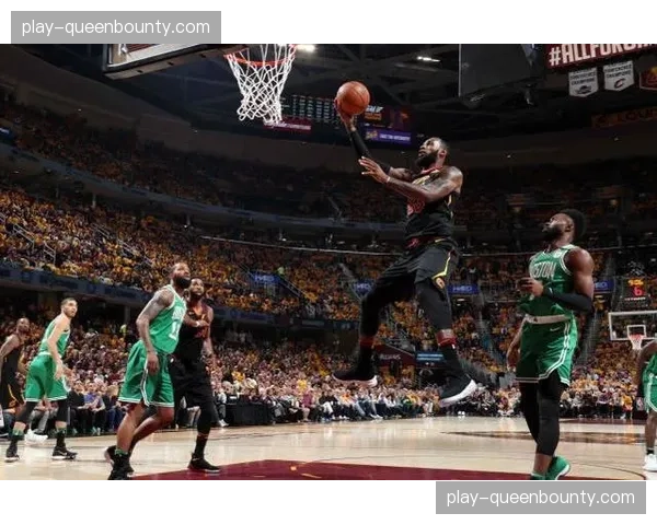 梦幻同框：塔图姆晒与詹姆斯、乐福打高尔夫动态，老詹长推命中