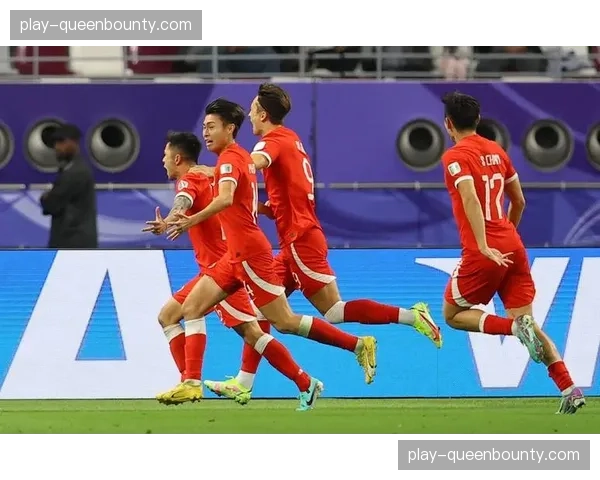 第33分钟，昂热通过左路战术角球配合，由边后卫完成传中造成进球