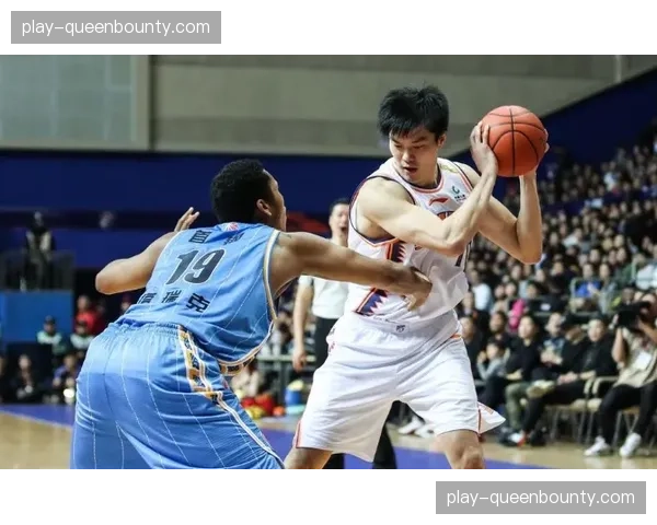 述评：季后赛席位卡位战，防守韧性成为各队最后的试金石