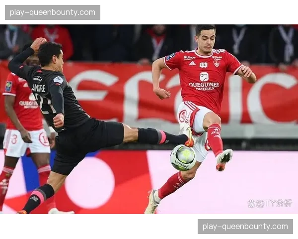 从两球领先到补时绝平,布雷斯特与蒙彼利埃一战凸显法甲中游竞争激烈